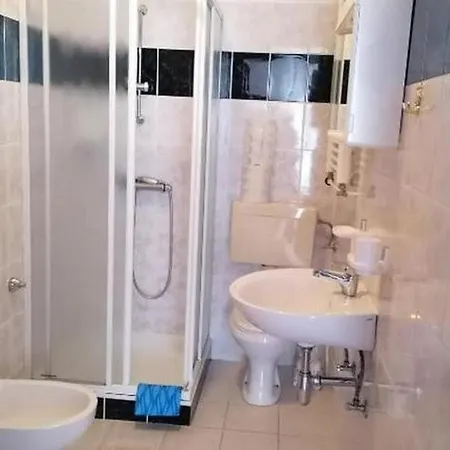 House Panorama - One Bedroom With Balcony And Sea View Apartman 4 *
